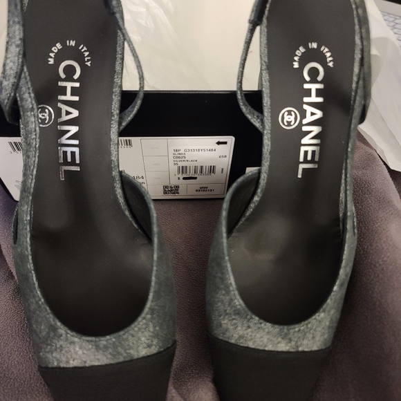Chanel Cap Toe Sling, NIB, Silver/Black 35 - Picture 4 of 9